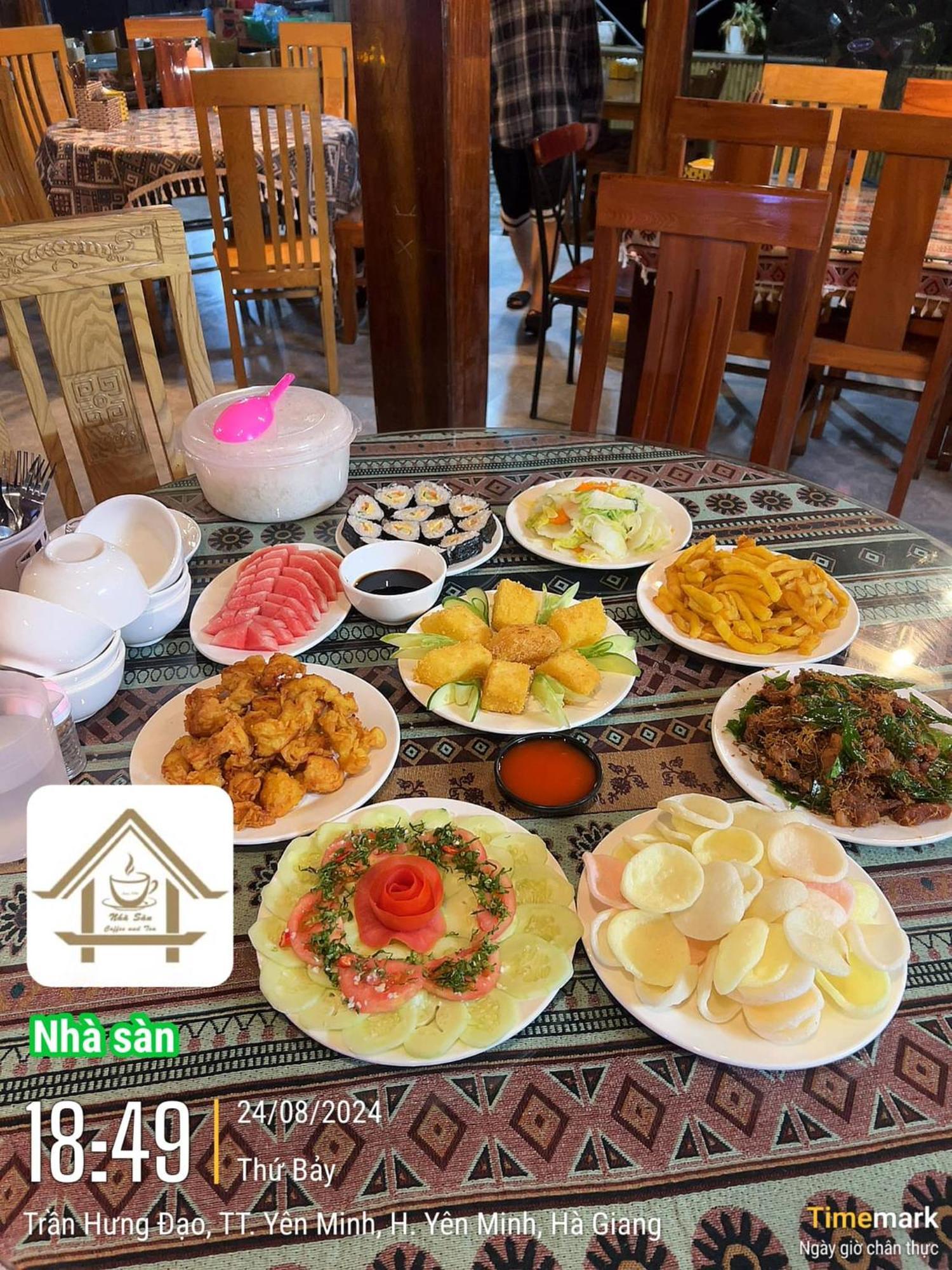 Nha San Homestay Yen Minh المظهر الخارجي الصورة